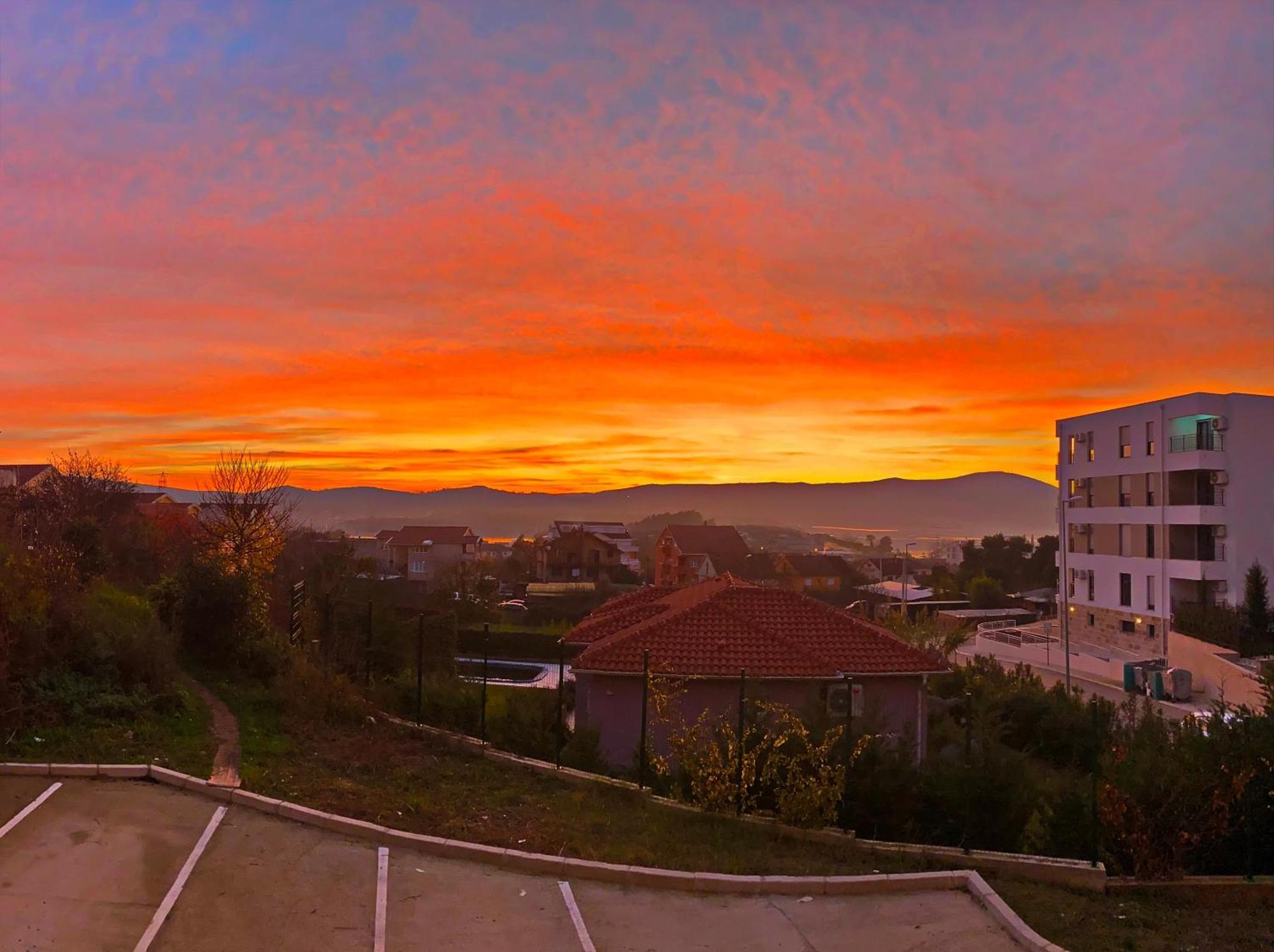 Apartment Sova Teodo Esterno foto