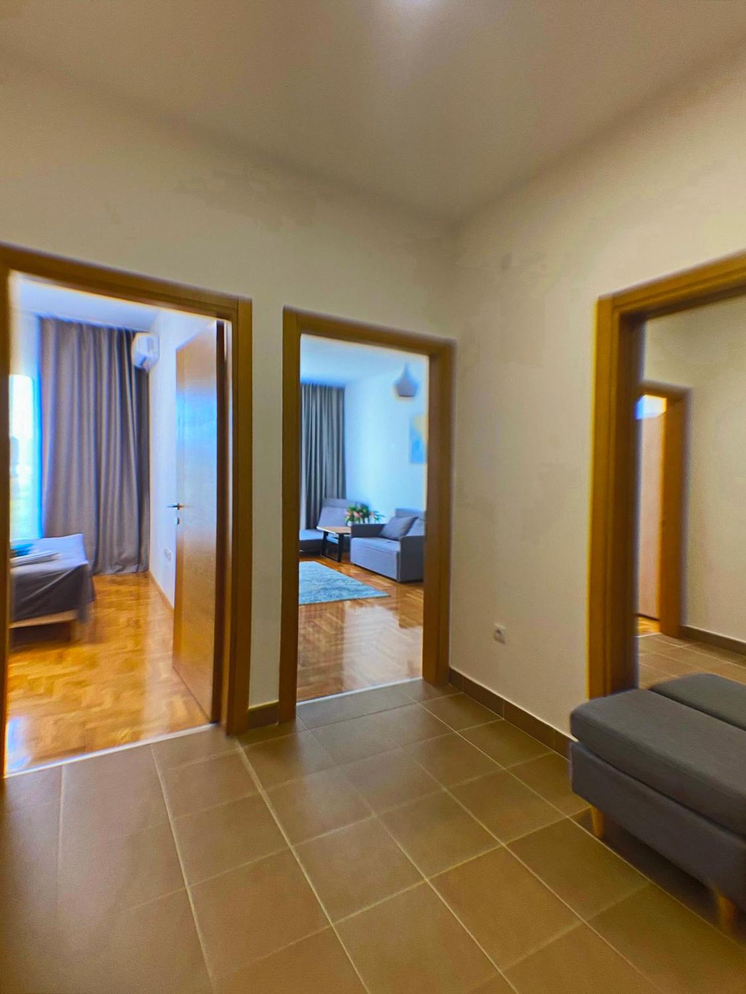 Apartment Sova Teodo Esterno foto